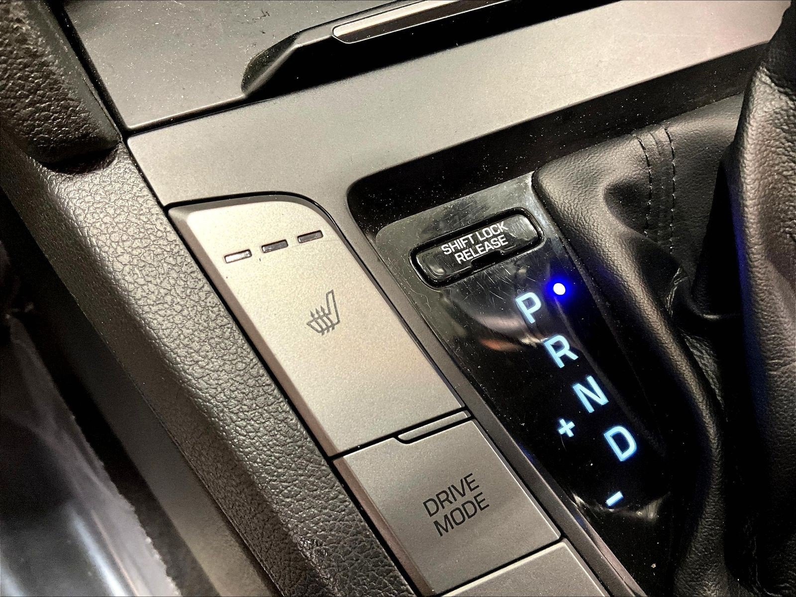 Used 2018 Hyundai Elantra Value Edition w/ Winter Weather Package FWD image 36