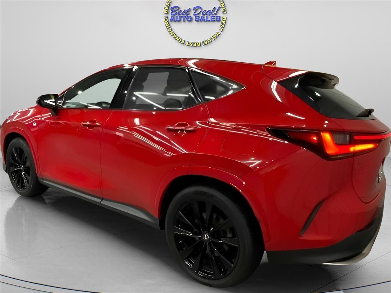 Used 2022 Lexus NX 350 F Sport w/ Towing Package (2000 Lbs) image 3