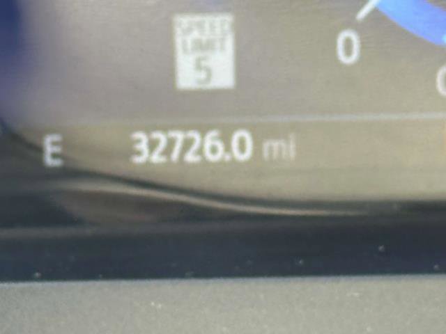 Used 2022 Ford Explorer Platinum w/ Equipment Group 601A image 16