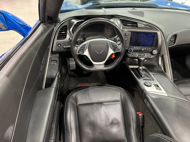 Used 2016 Chevrolet Corvette Z06 w/ 3LZ Preferred Equipment Group RWD image 8