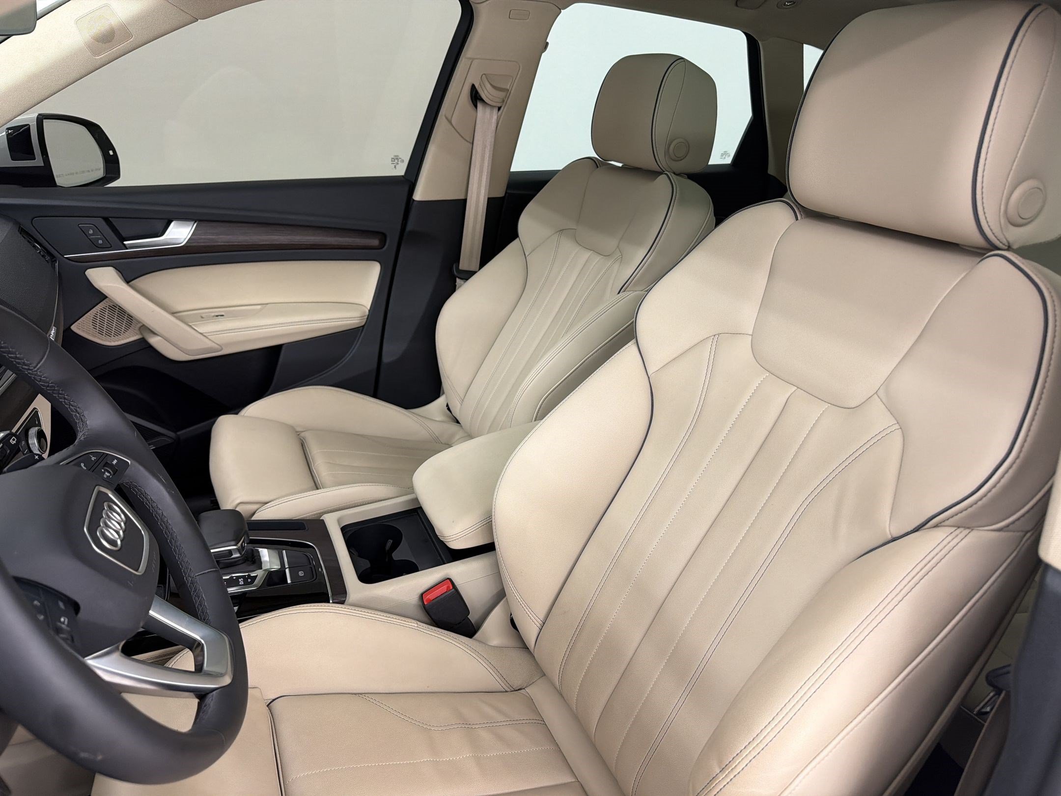 Used 2025 Audi Q5 2.0T Premium Plus w/ Premium Plus Package AWD/4WD image 5