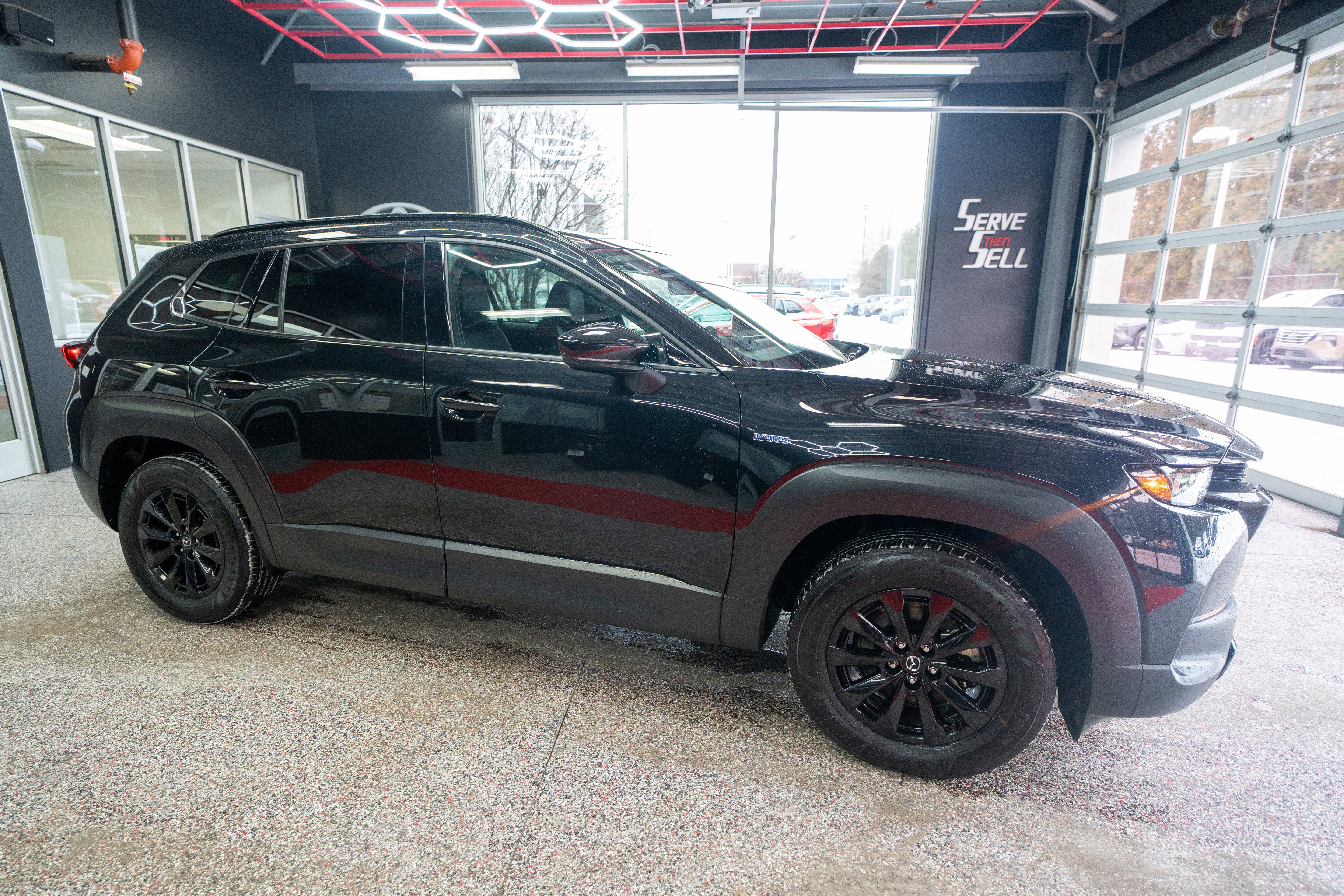 Used 2025 MAZDA CX-50 AWD 2.5 Hybrid w/ Premium Pkg image 5