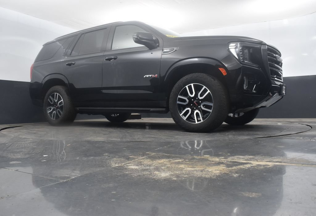 Used 2024 GMC Yukon AT4 w/ Technology Package AWD/4WD image 40