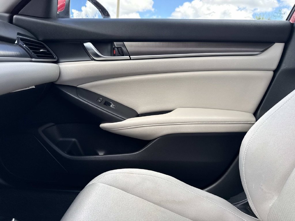Used 2020 Honda Accord LX image 25