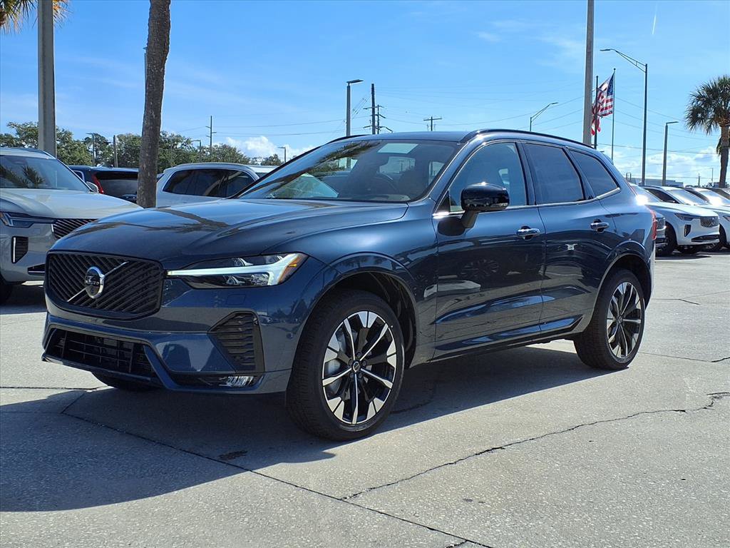 New 2026 Volvo XC60 B5 Plus w/ Protection Package Premier AWD/4WD image 3