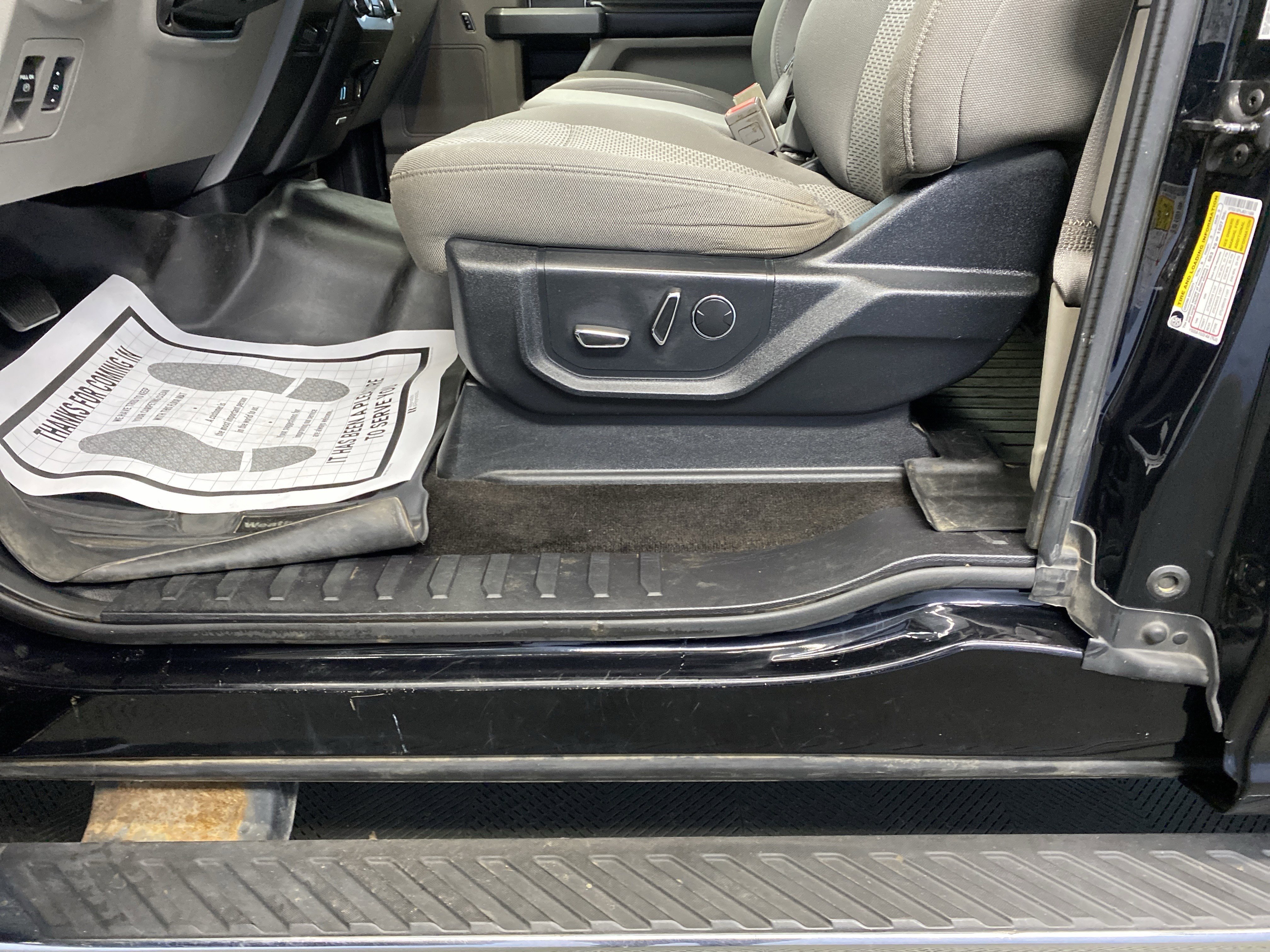 Used 2018 Ford F150 XLT w/ Equipment Group 302A Luxury image 14