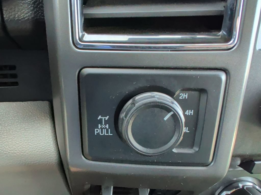 Used 2018 Ford F250 XLT w/ XLT Premium Package AWD/4WD image 22