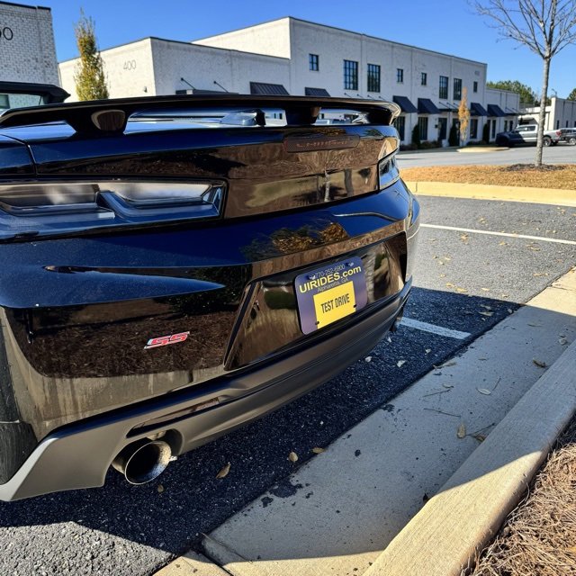 Used 2018 Chevrolet Camaro SS image 6