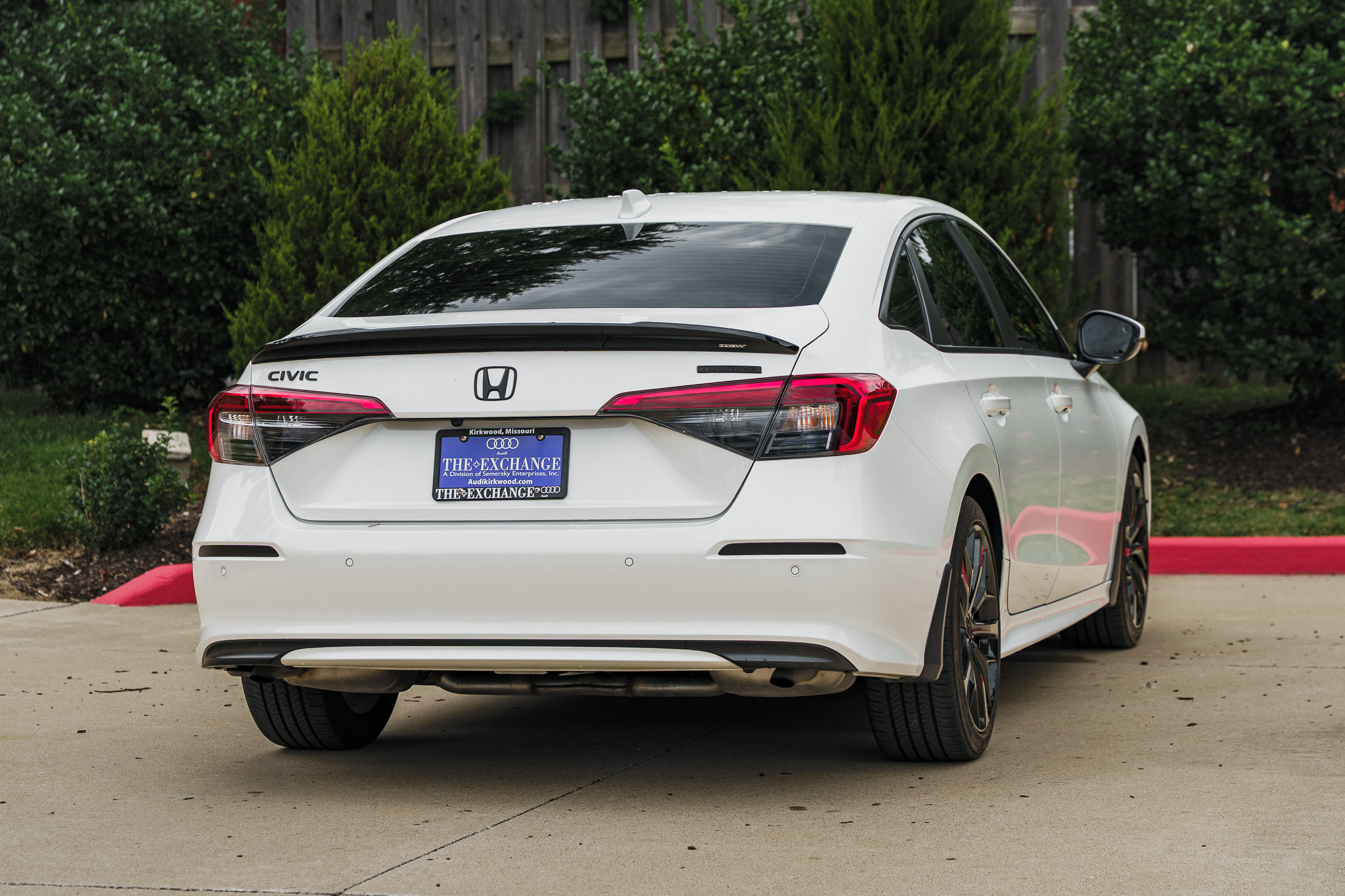 Used 2024 Honda Civic Touring image 3