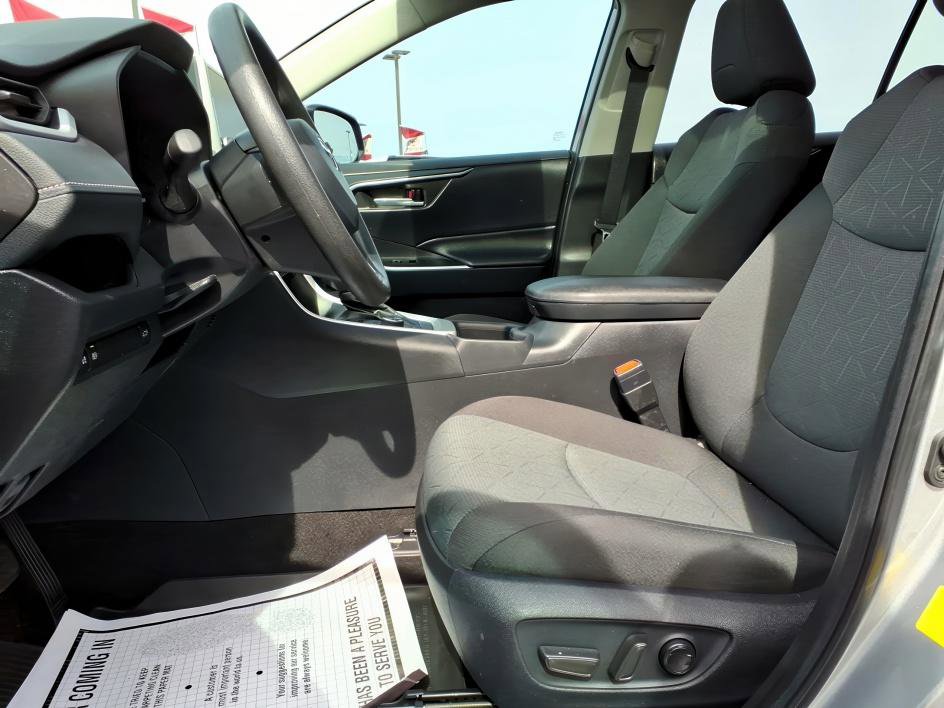 Certified 2025 Toyota RAV4 XLE w/ Convenience Package image 16