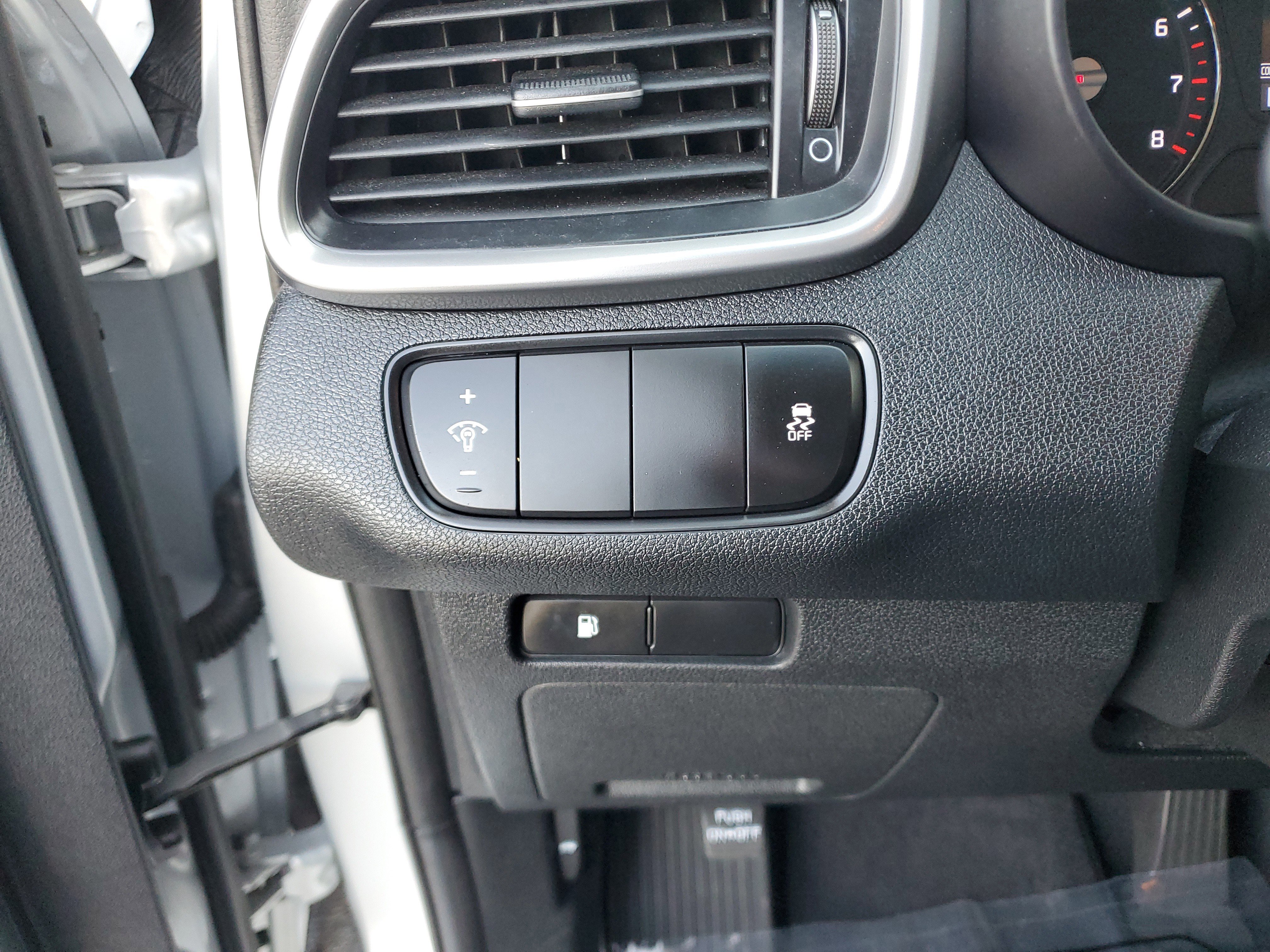 Certified 2019 Kia Sorento L image 31