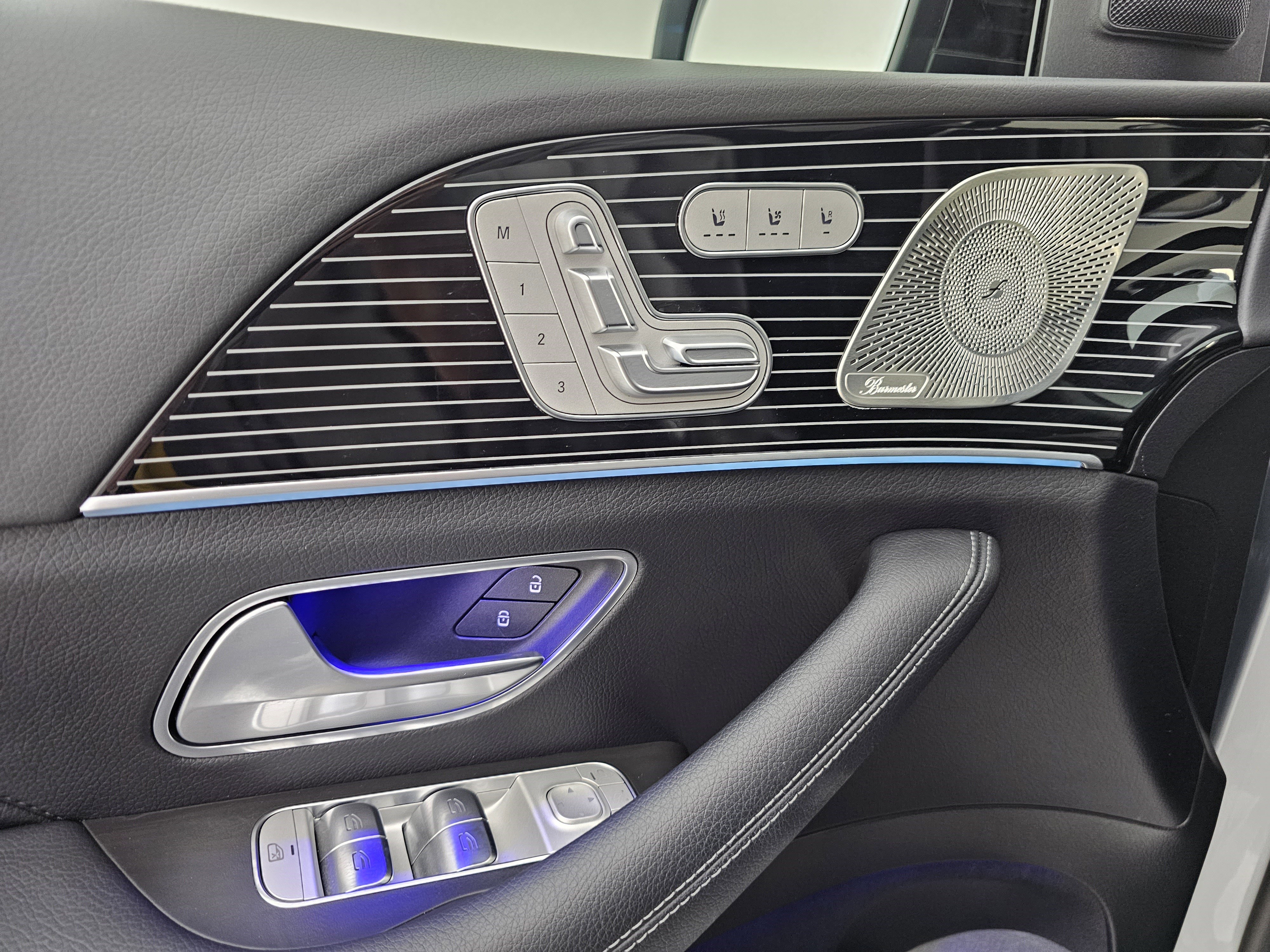 Certified 2024 Mercedes-Benz GLS 450 4MATIC w/ AMG Line Exterior image 14