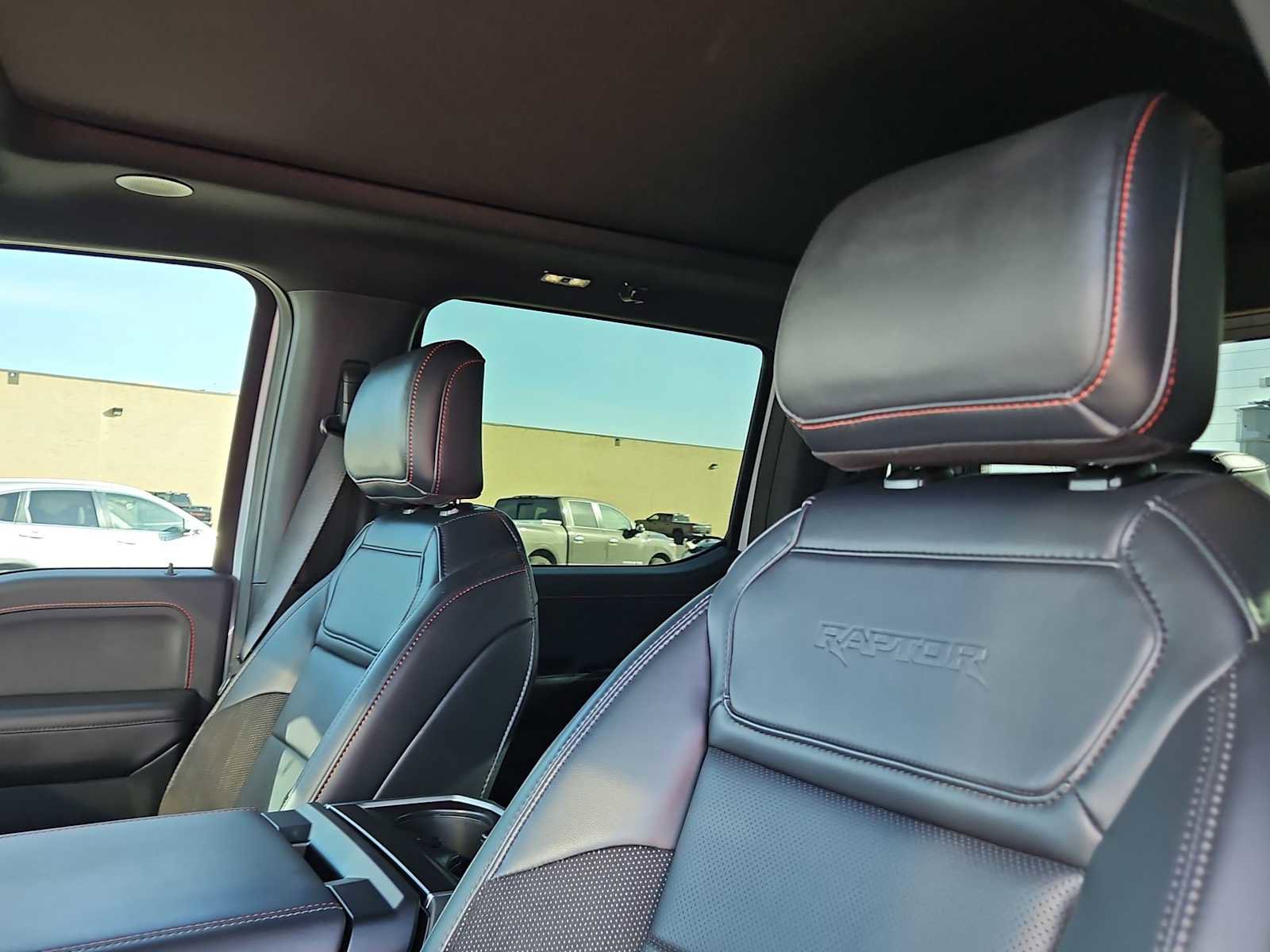 Used 2025 Ford F150 Raptor AWD/4WD image 15