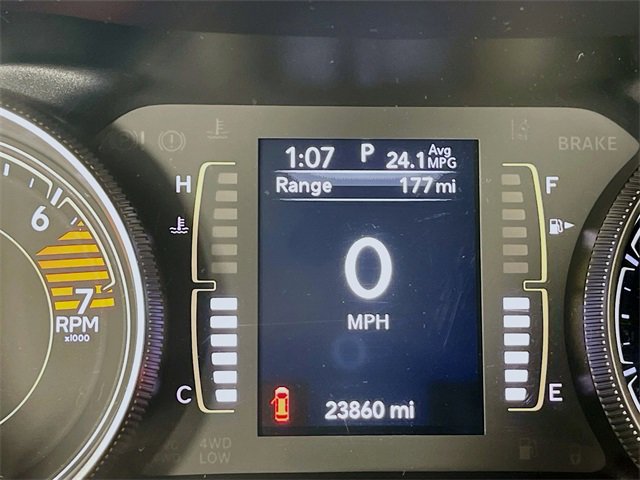 Used 2020 Jeep Cherokee Latitude Plus w/ Cold Weather Group image 13