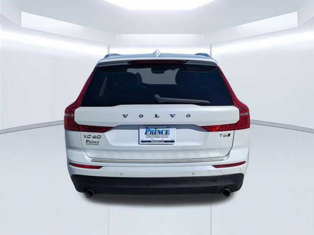 Used 2018 Volvo XC60 T6 Momentum w/ Convenience Package image 6