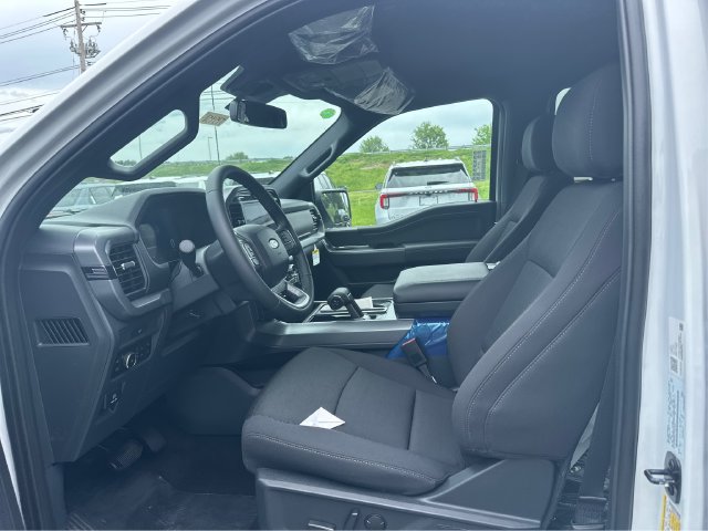 New 2026 Ford F150 XLT w/ Equipment Group 302A MID AWD/4WD image 11