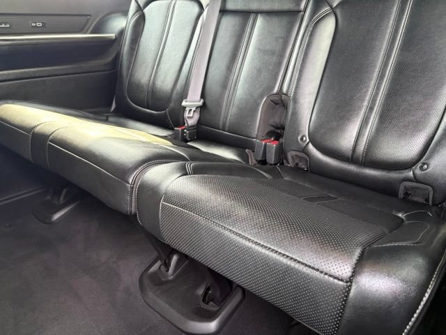Used 2024 Jeep Wagoneer L Series II w/ Flexible Seating Group AWD/4WD image 12