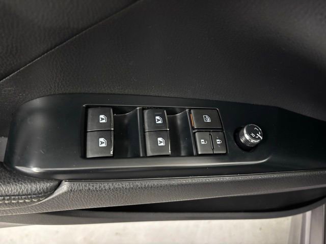 Used 2020 Toyota Camry XSE image 30