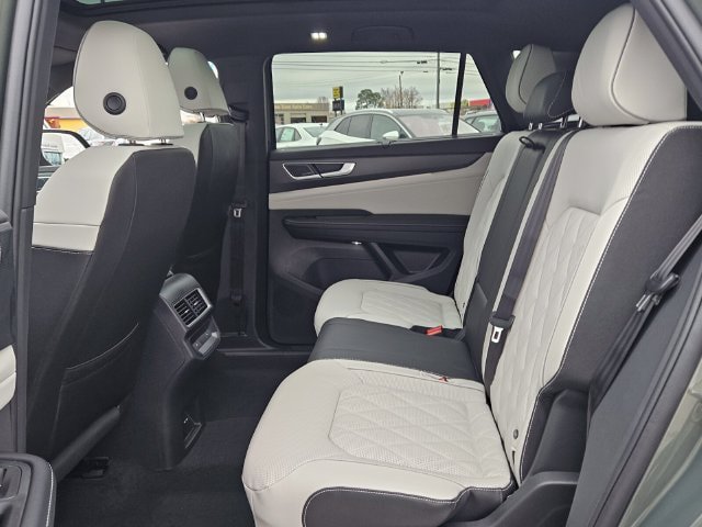 New 2026 Volkswagen Atlas Cross Sport SEL Premium R-Line AWD/4WD image 6