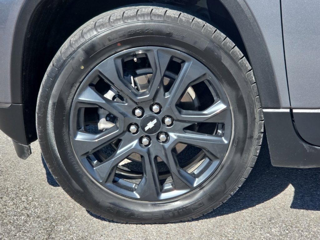 Used 2021 Chevrolet Traverse RS FWD image 10