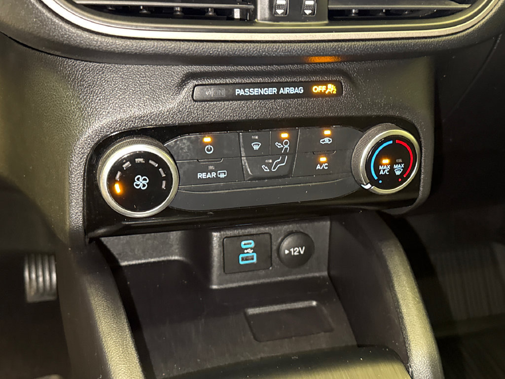 Used 2022 Ford Escape SE w/ SE Sport Appearance Package FWD image 27