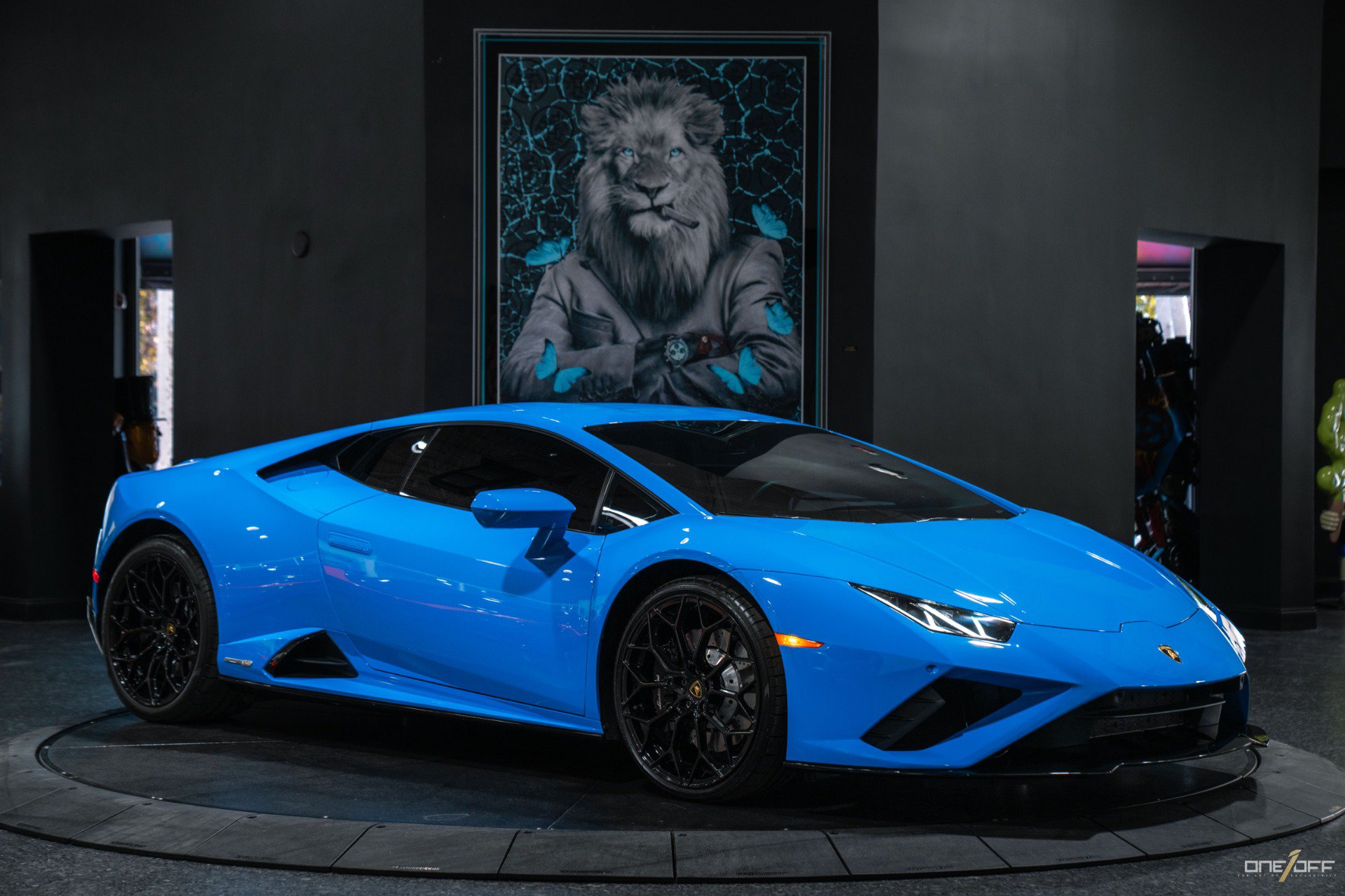 Used 2021 Lamborghini Huracan EVO RWD image 13