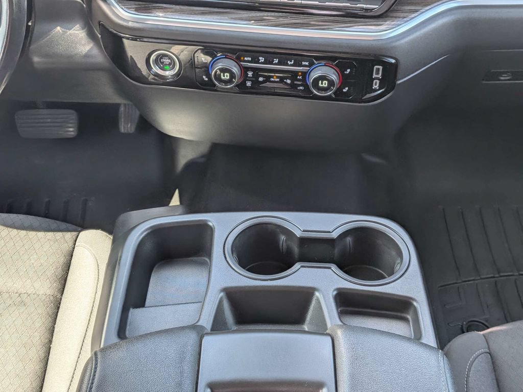 Used 2022 Chevrolet Silverado 1500 LT AWD/4WD image 17