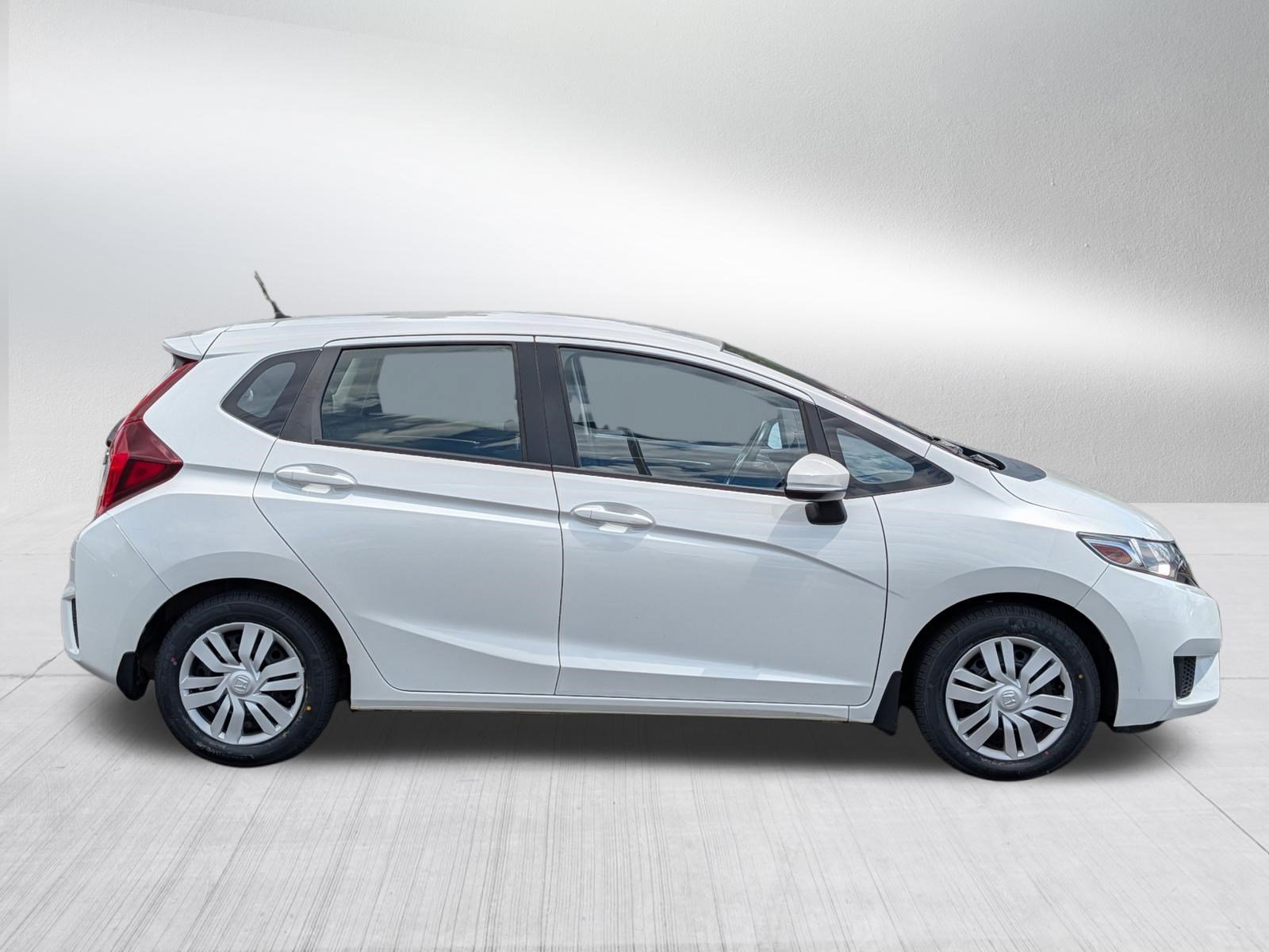 Used 2016 Honda Fit LX image 2