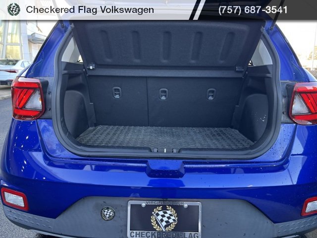 Used 2021 Hyundai Venue SE image 28