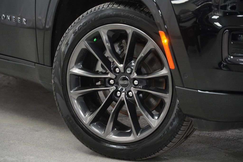 Certified 2024 Jeep Grand Wagoneer Series II w/ Quick Order Packagew 28T image 4