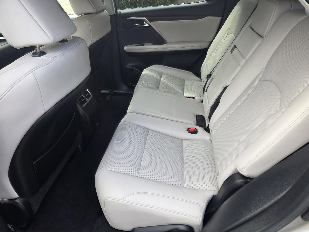 Used 2022 Lexus RX 450h AWD w/ Premium Package image 10