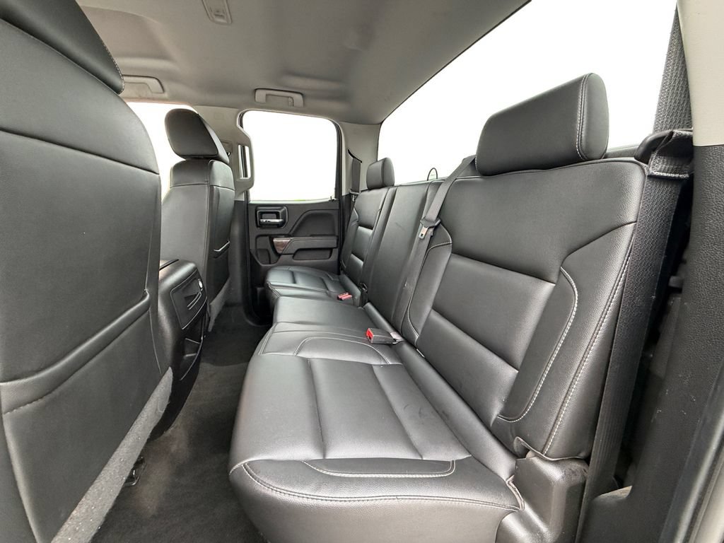 Used 2018 GMC Sierra 2500 SLT w/ Suspension Package, Off-Road AWD/4WD image 19