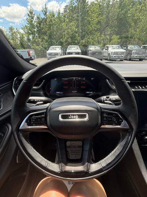New 2025 Jeep Grand Cherokee L Overland w/ Advanced Protech Group III AWD/4WD image 12
