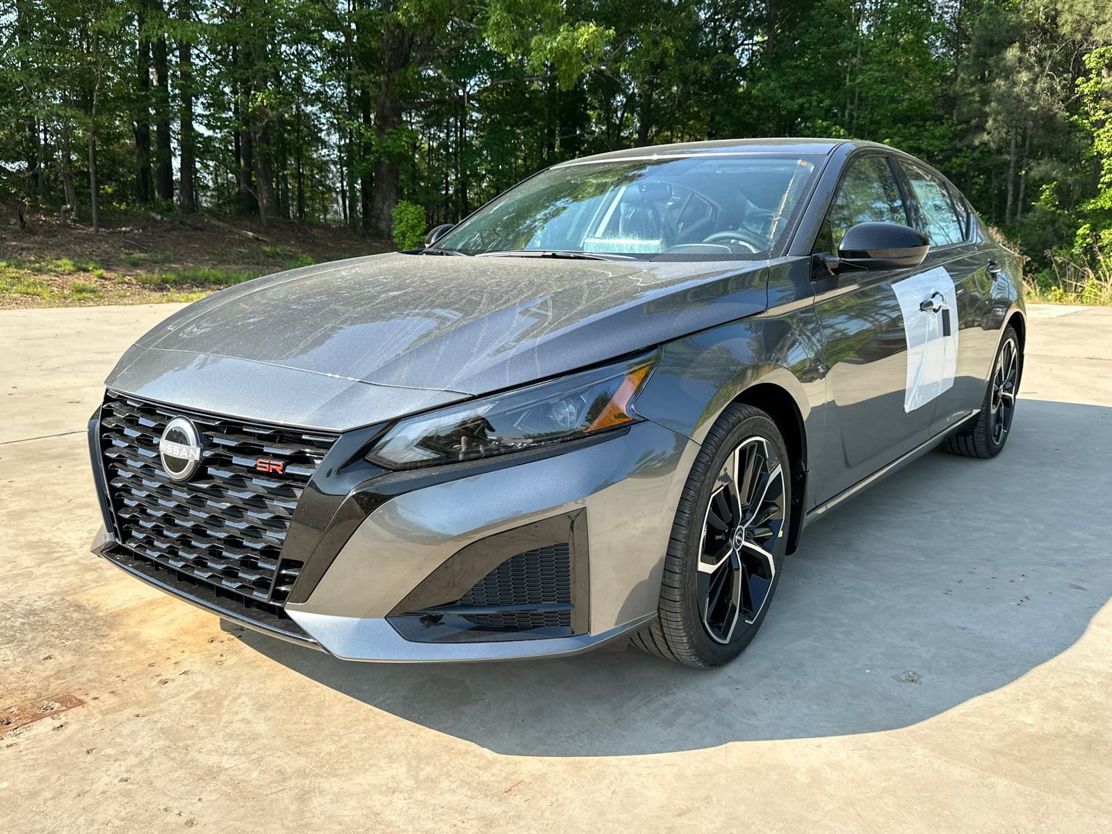 New 2026 Nissan Altima 2.5 SR FWD image 1