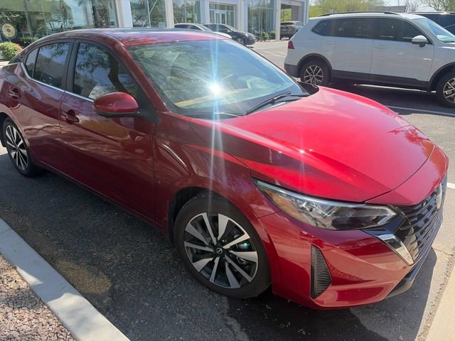 Used 2025 Nissan Sentra SV w/ SV Premium Package FWD image 5