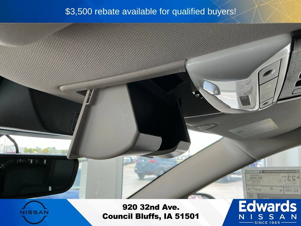 New 2026 Nissan Pathfinder SL w/ SL Premium Package AWD/4WD image 33