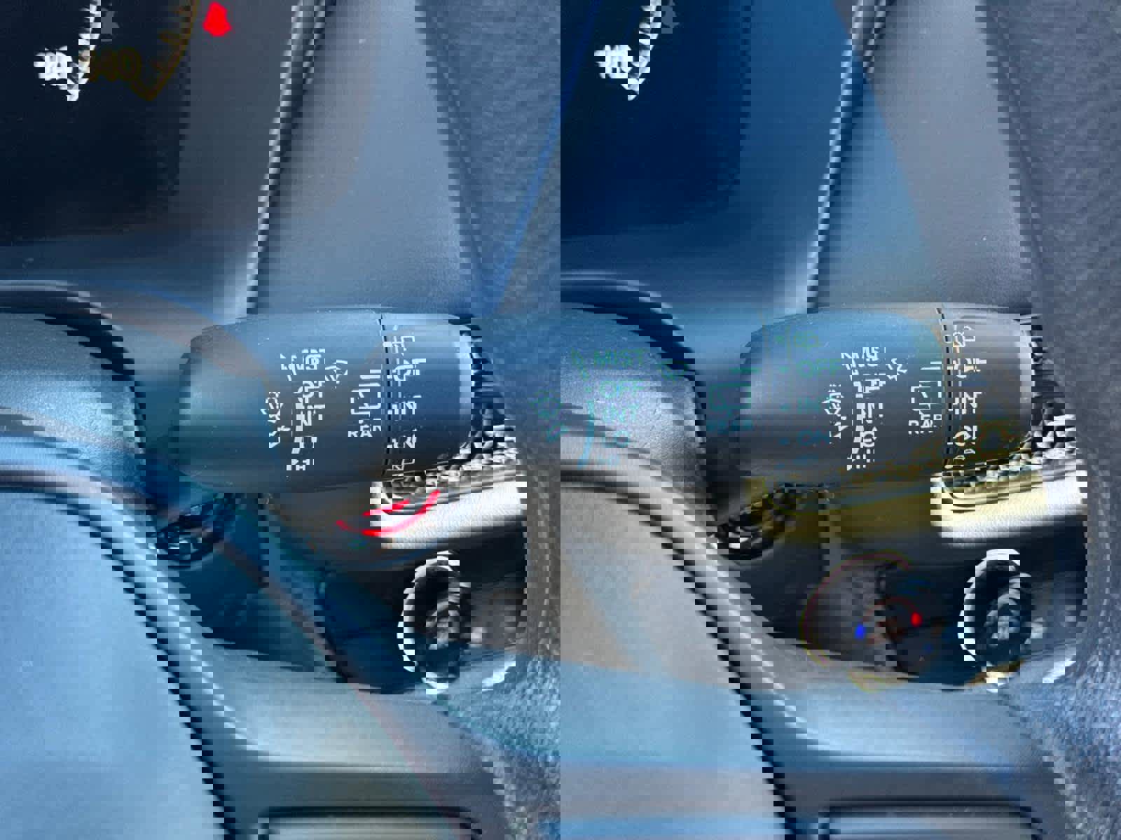 Certified 2025 Honda HR-V LX image 19