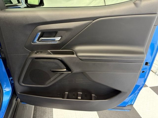 Used 2026 Chevrolet Silverado EV LT AWD/4WD image 28