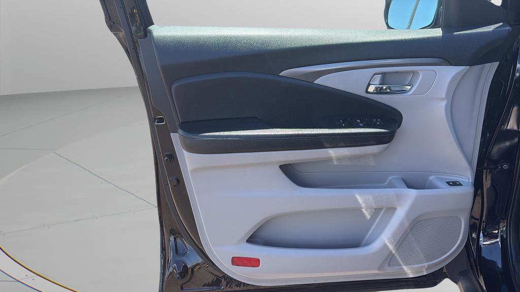Used 2018 Honda Pilot EX-L image 11