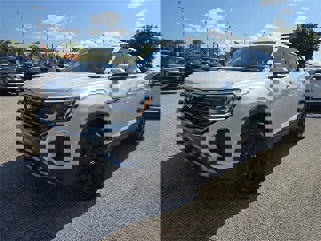 New 2026 Volkswagen Atlas Cross Sport SE image 29