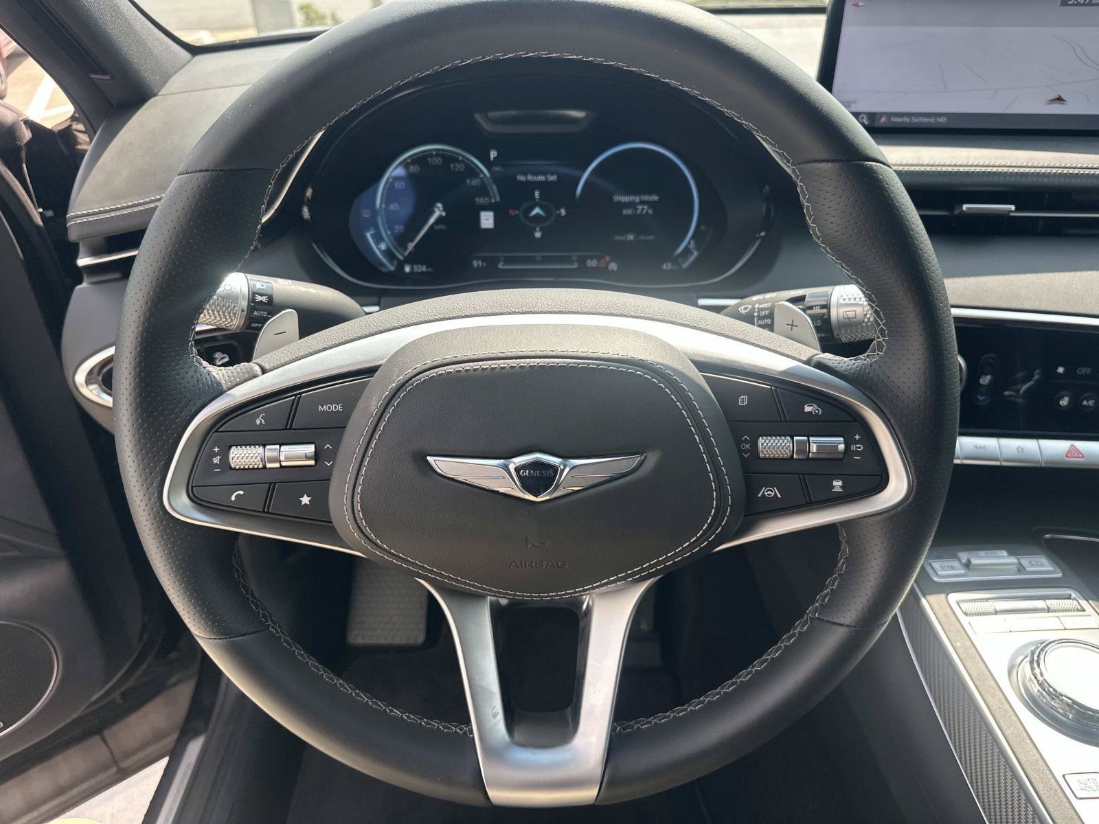 Used 2025 Genesis GV70 2.5T w/ Sport Prestige Package AWD/4WD image 18