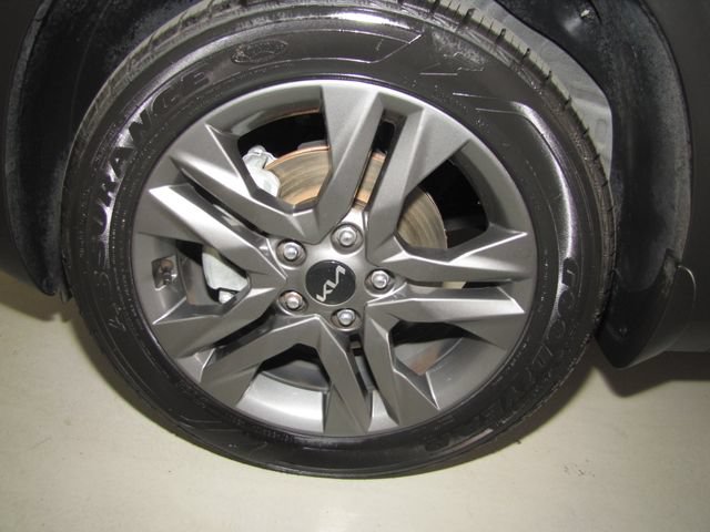 Used 2023 Kia Seltos S FWD image 25