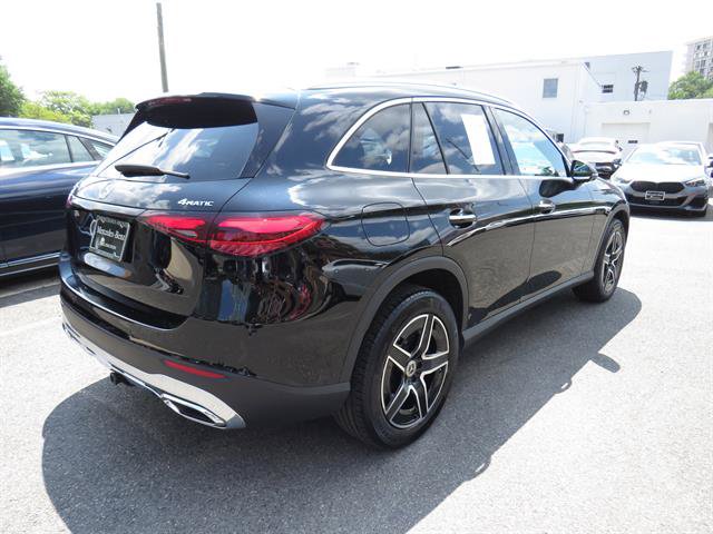 Used 2026 Mercedes-Benz GLC 300 4MATIC image 4