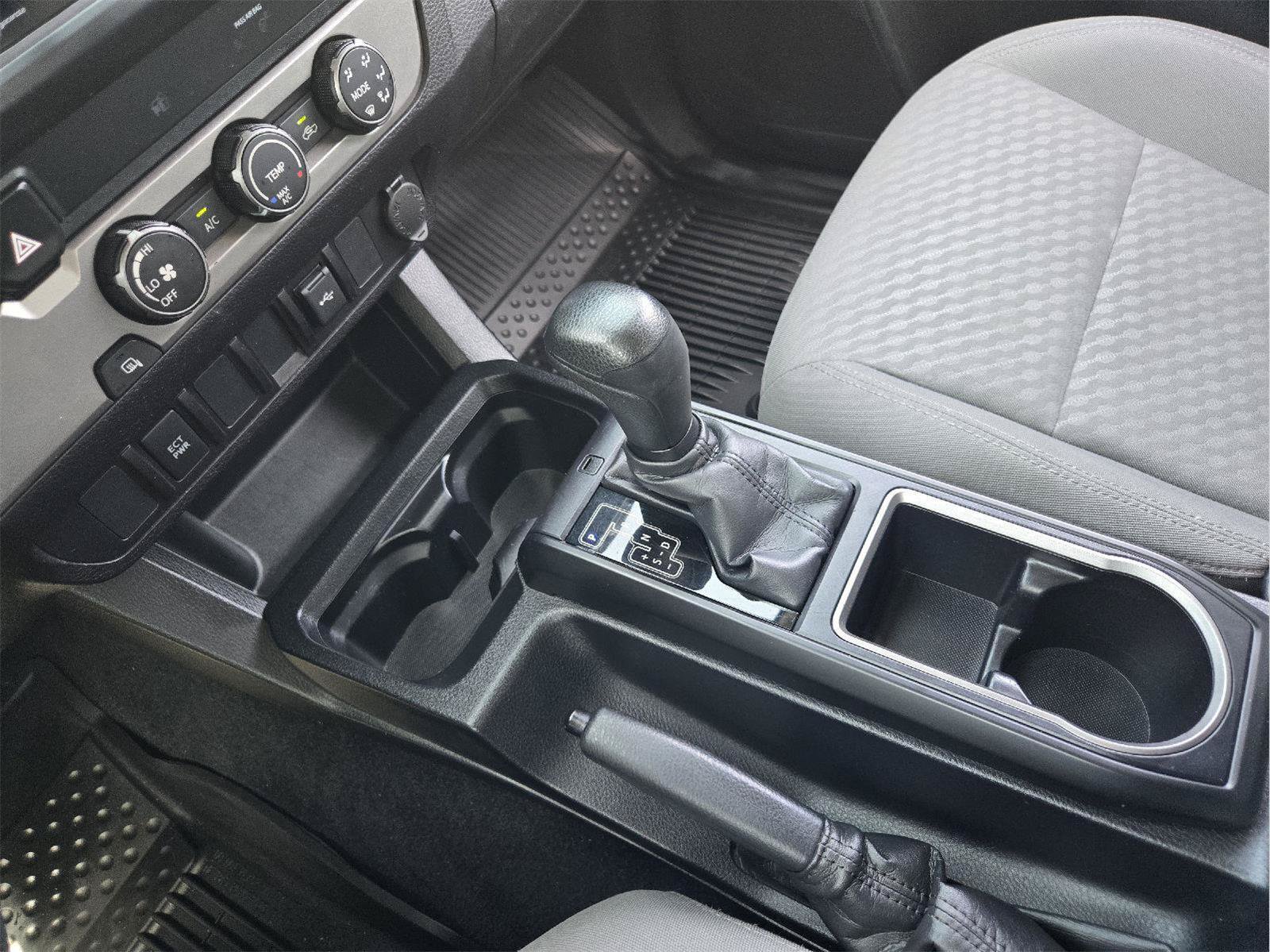 Used 2021 Toyota Tacoma SR w/ SR Convenience Package RWD image 18