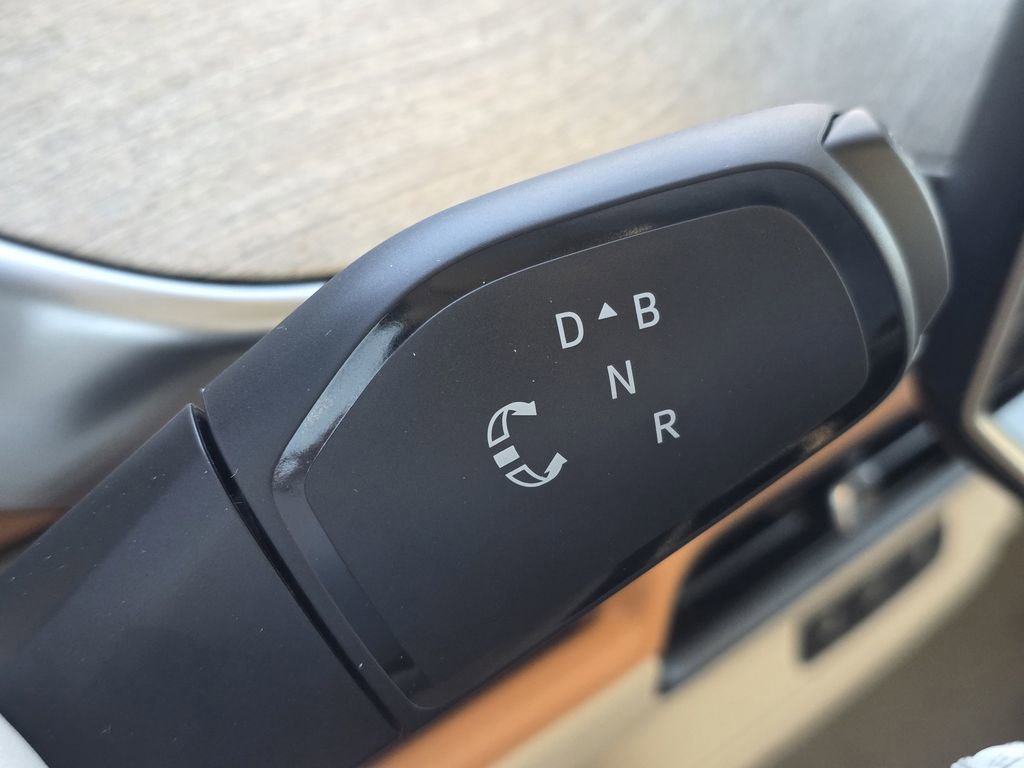 New 2025 Volkswagen ID. Buzz Pro S Plus image 15