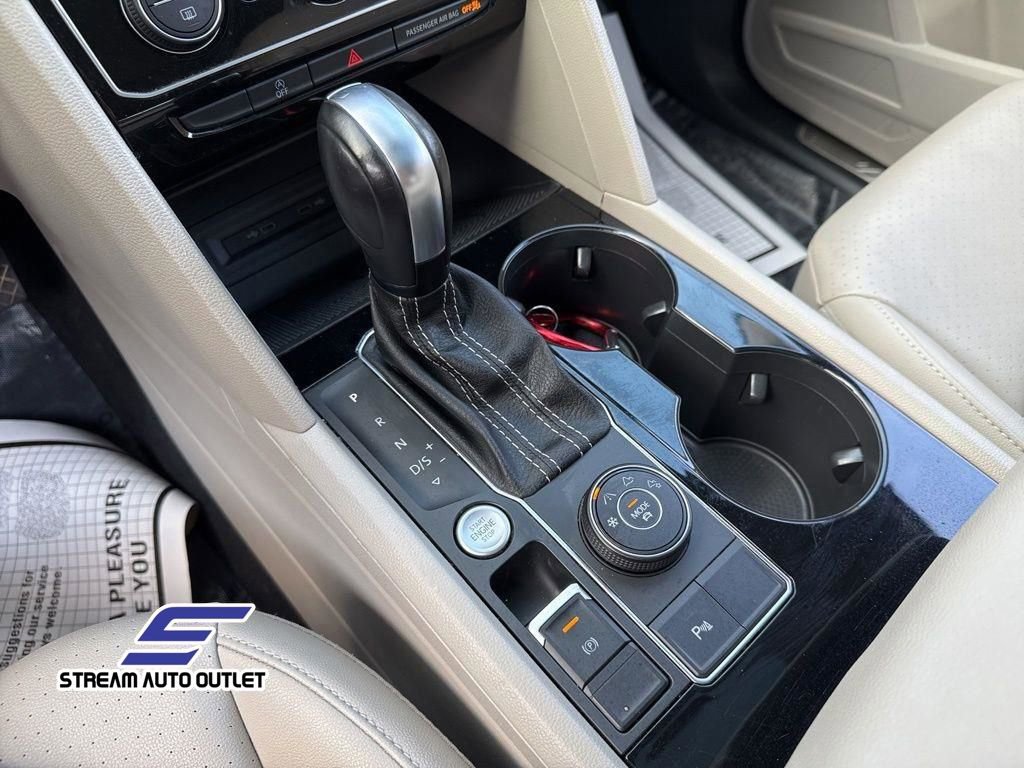 Used 2022 Volkswagen Atlas SE image 36