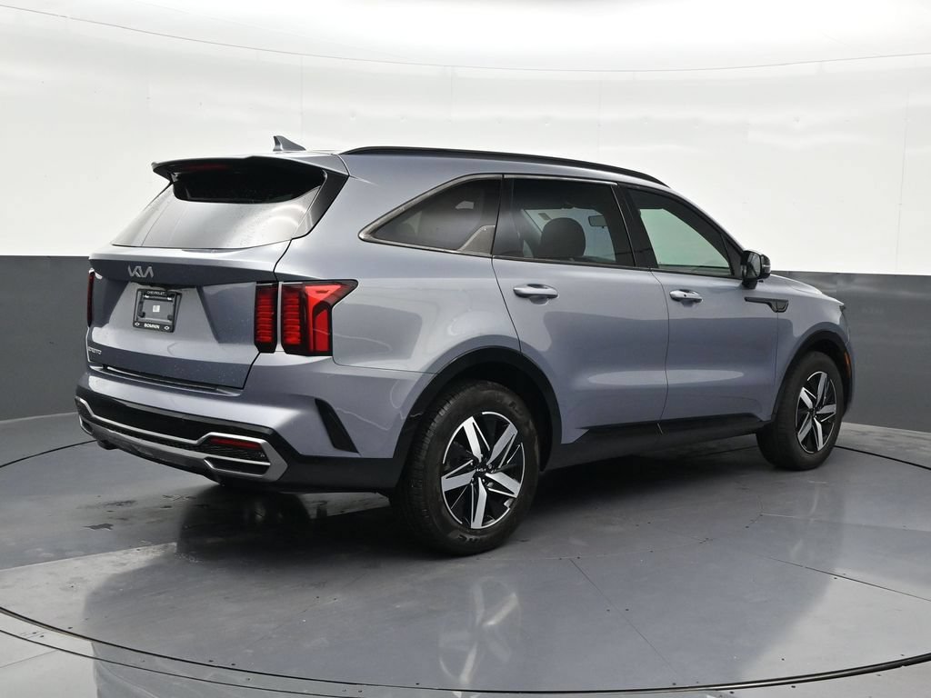 Used 2023 Kia Sorento S FWD image 5