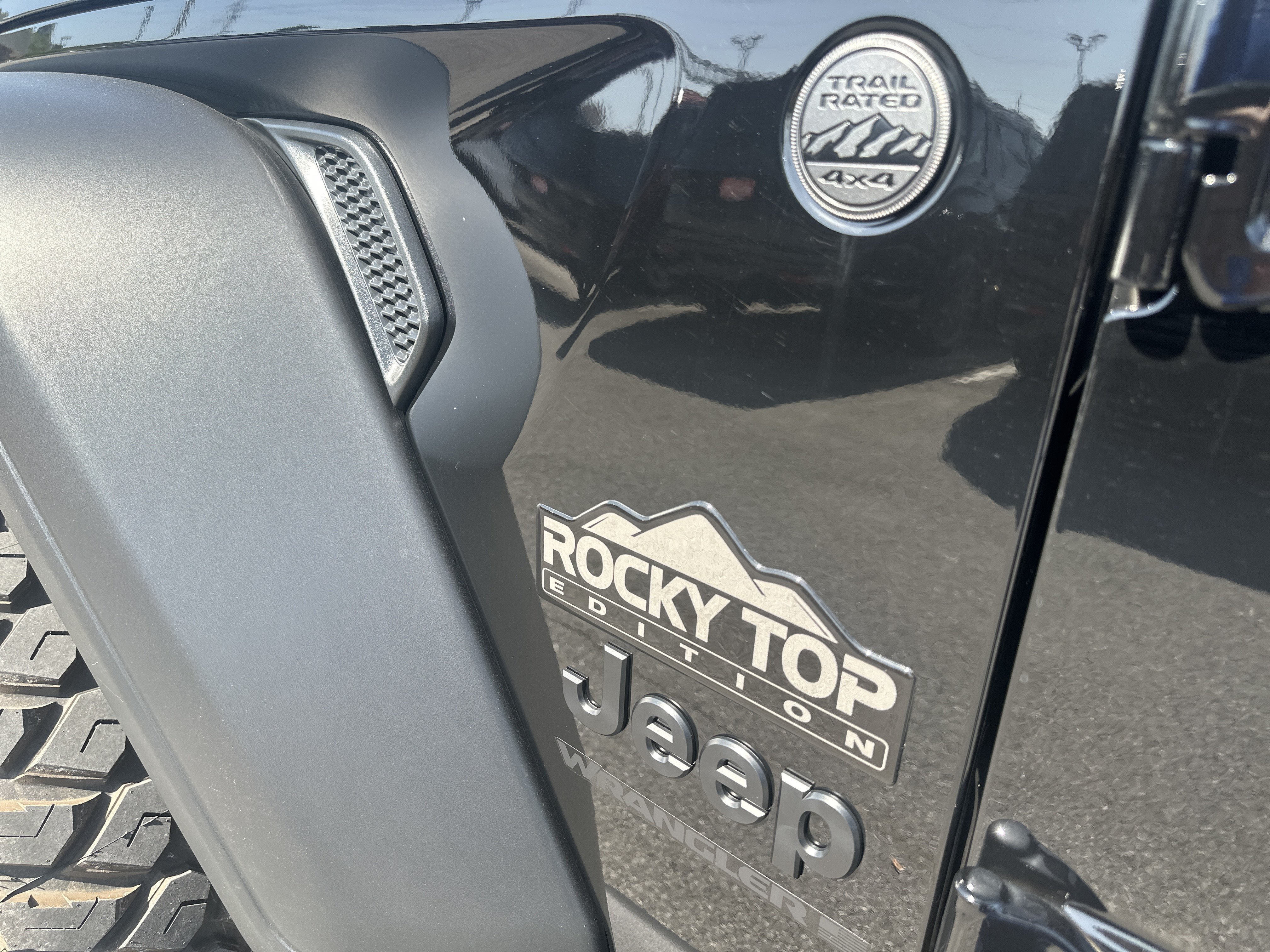 New 2026 Jeep Wrangler Unlimited Sport AWD/4WD image 12