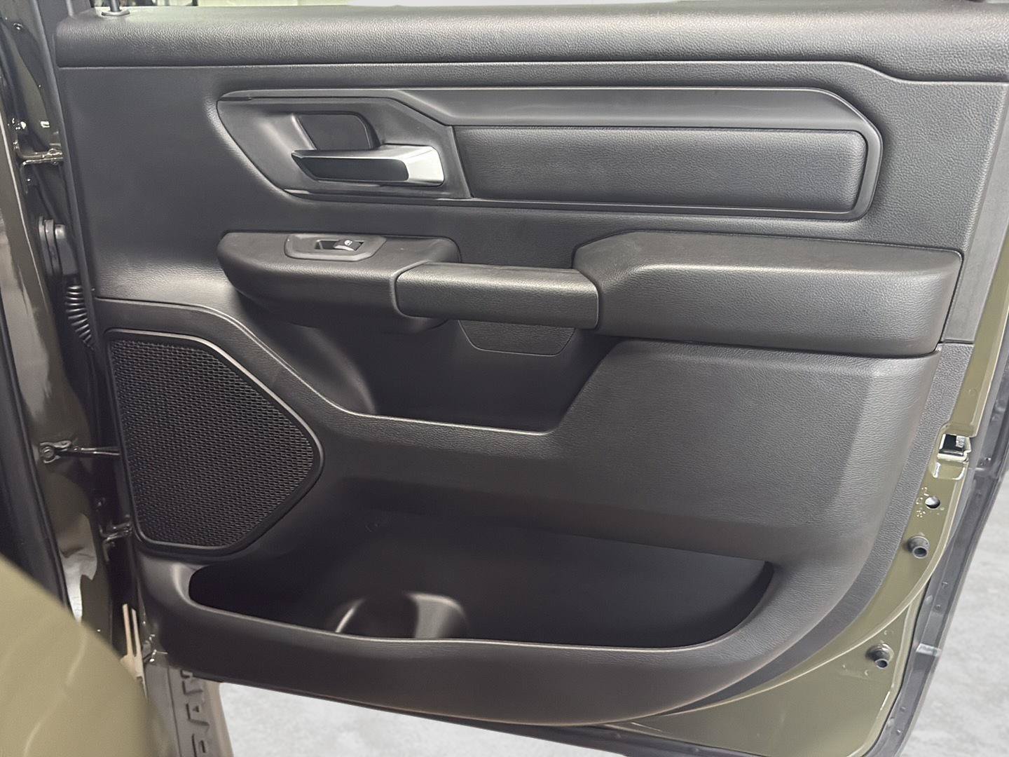 New 2026 RAM 1500 Express AWD/4WD image 27