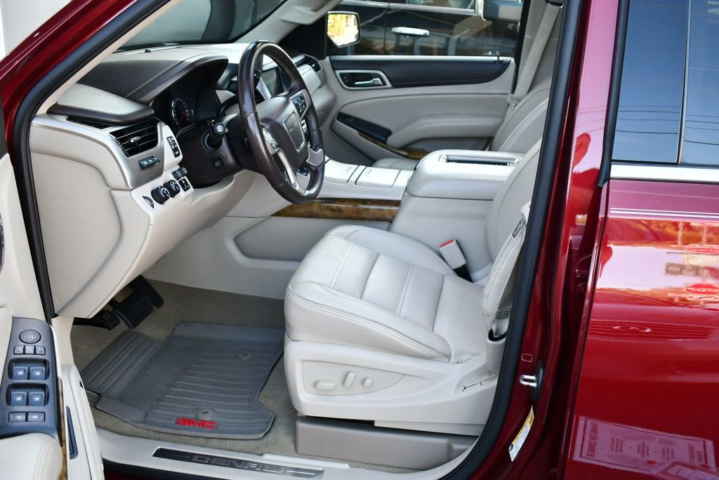 Used 2016 GMC Yukon Denali w/ Open Road Package image 43